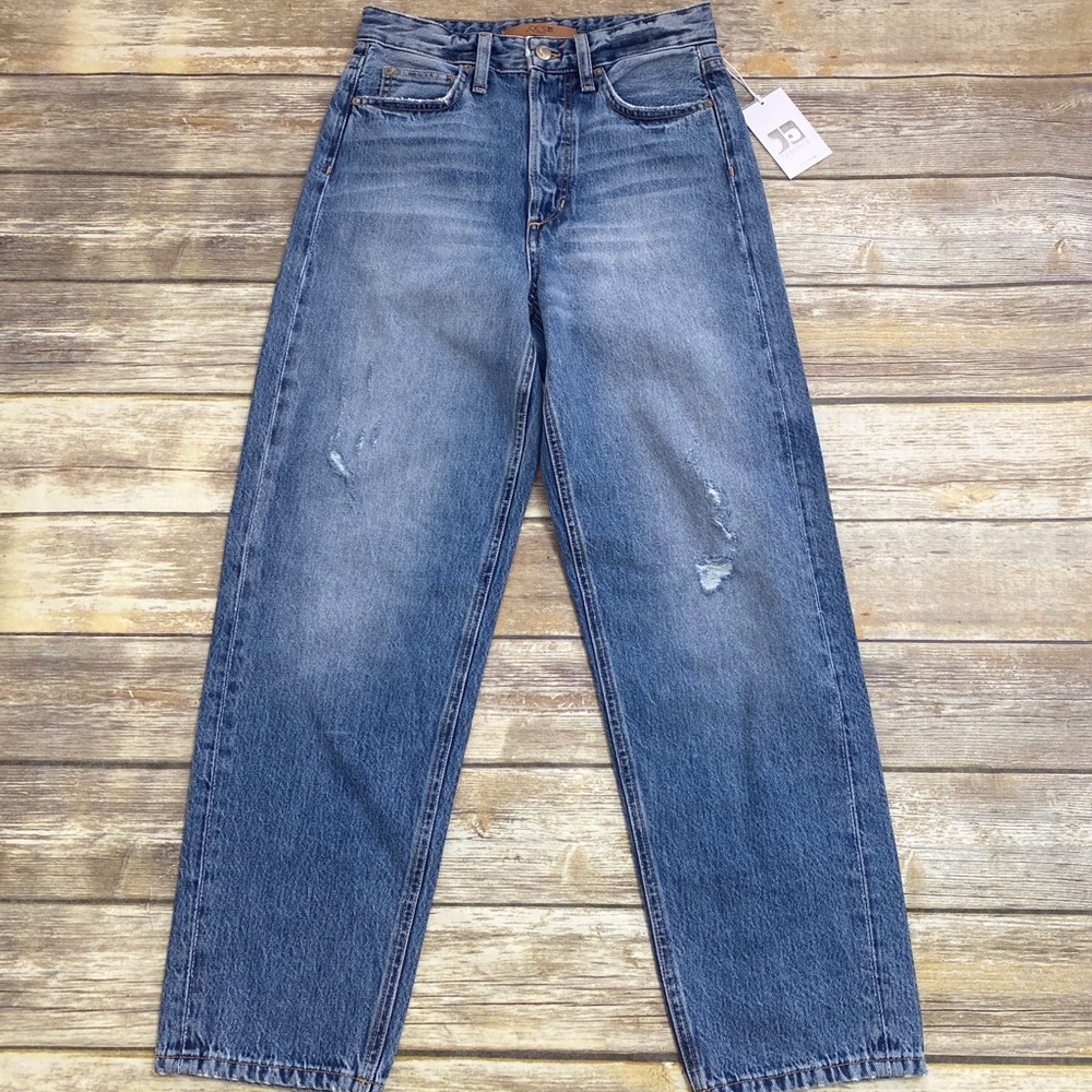 Joe’s Men’s Classics high waisted Jeans distressed straight leg jean 26